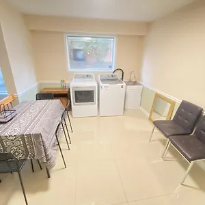 41 Huntsmill Blvd Homestay Toronto